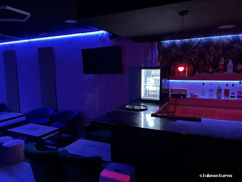 Malas decisiones lounge