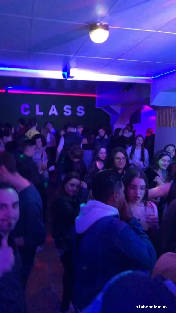 Class Disco Pub