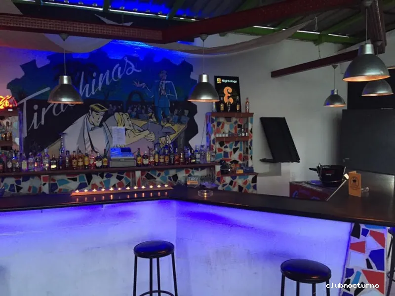 Tirachinas Disco-Pub