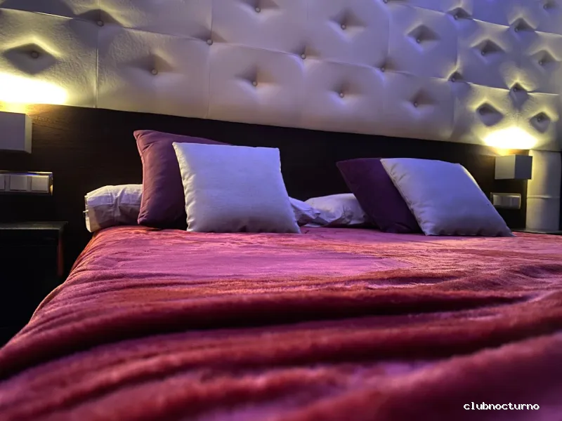 SKYLAB - Gentlemen’s Club