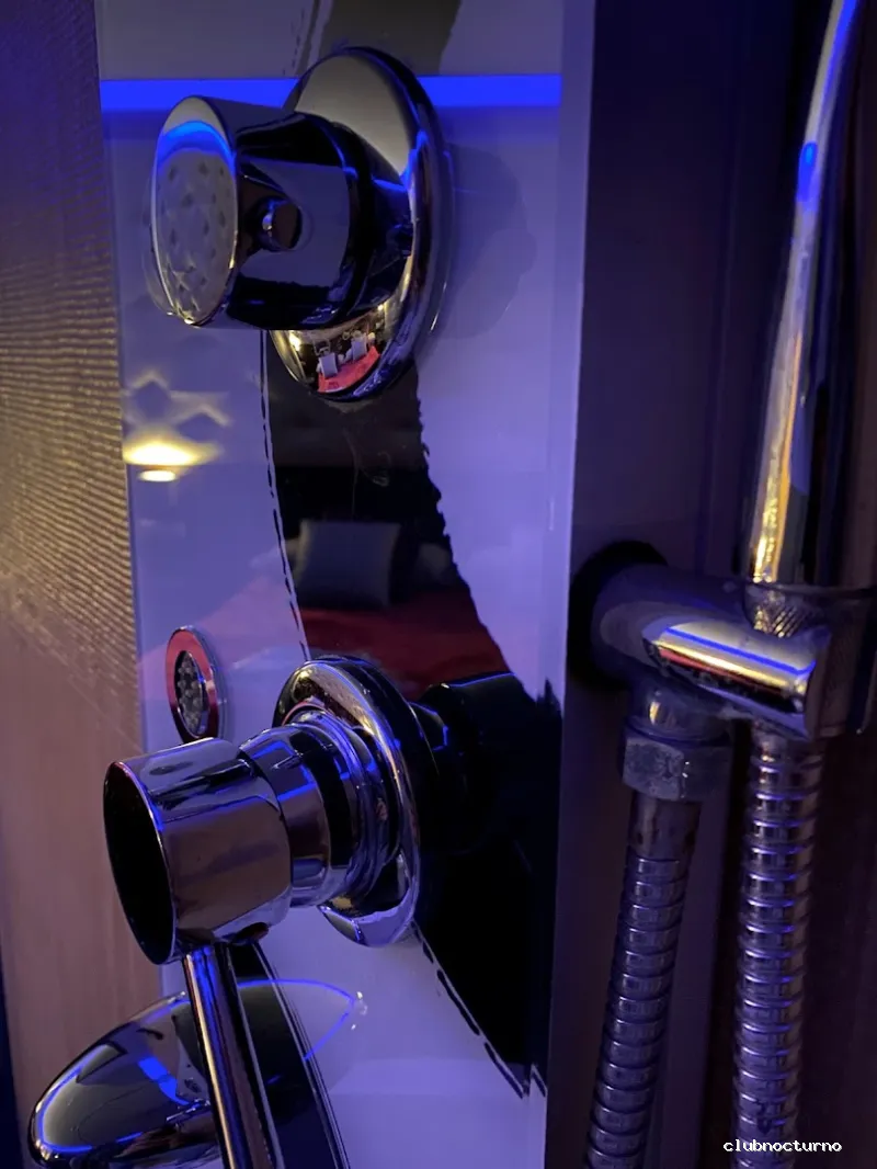 SKYLAB - Gentlemen’s Club