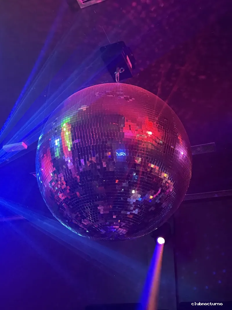 Long Play Madrid - Discoteca en chueca