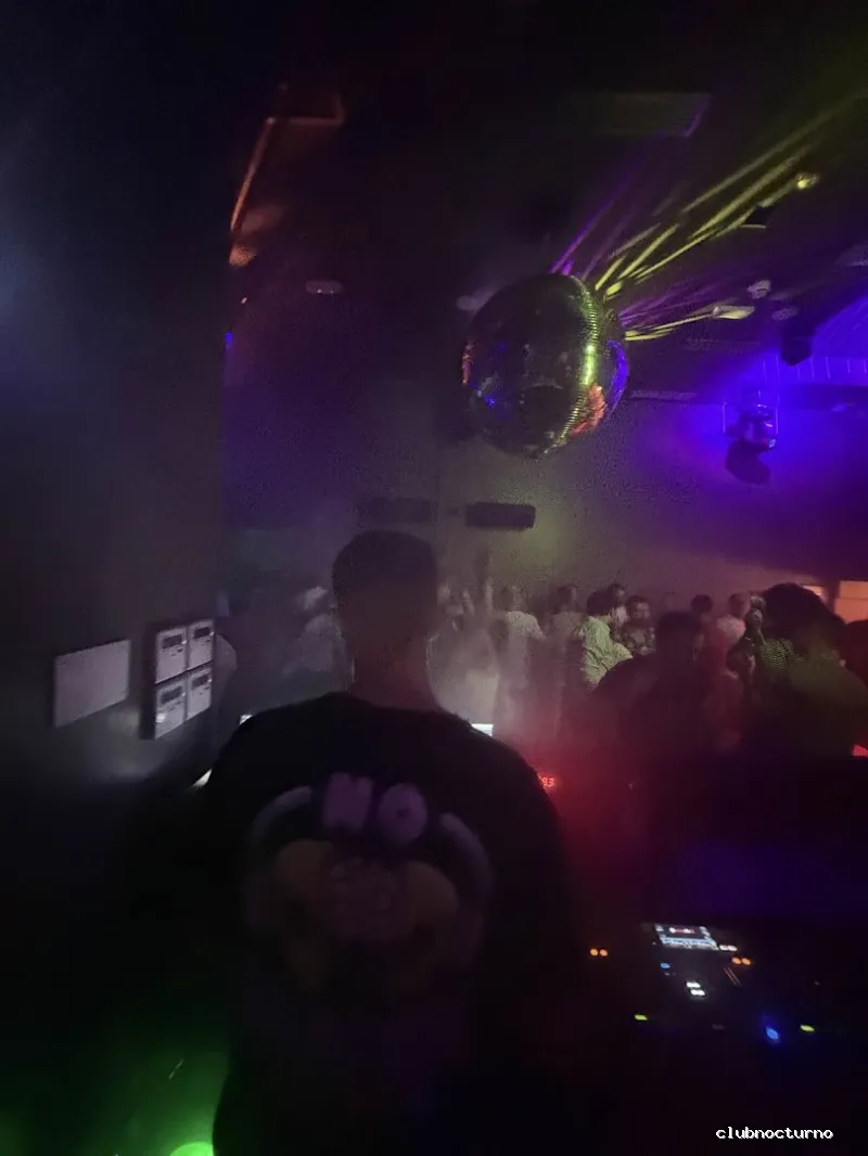 Long Play Madrid - Discoteca en chueca