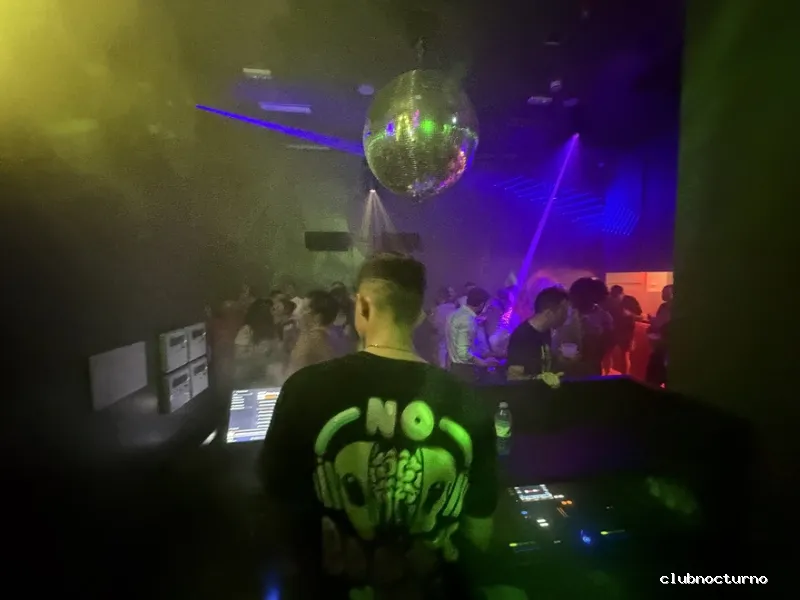 Long Play Madrid - Discoteca en chueca