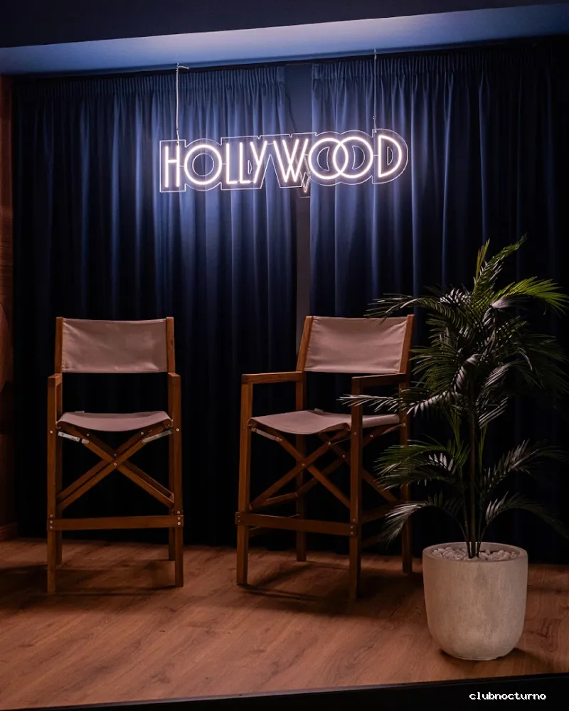 Hollywood Social Pub