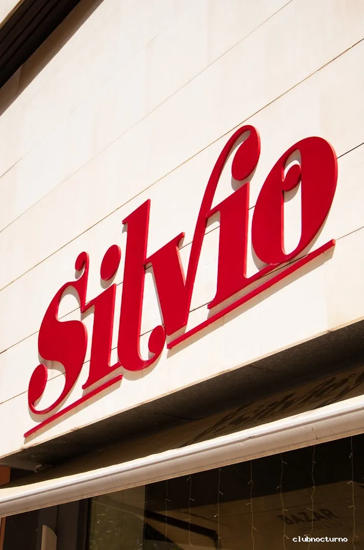 Silvio Café&Copas