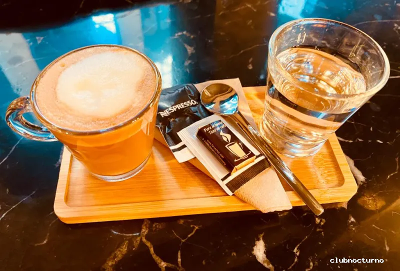 Petit Comité - Valencia