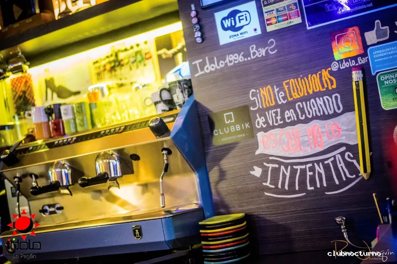 Idolo Lounge Bar