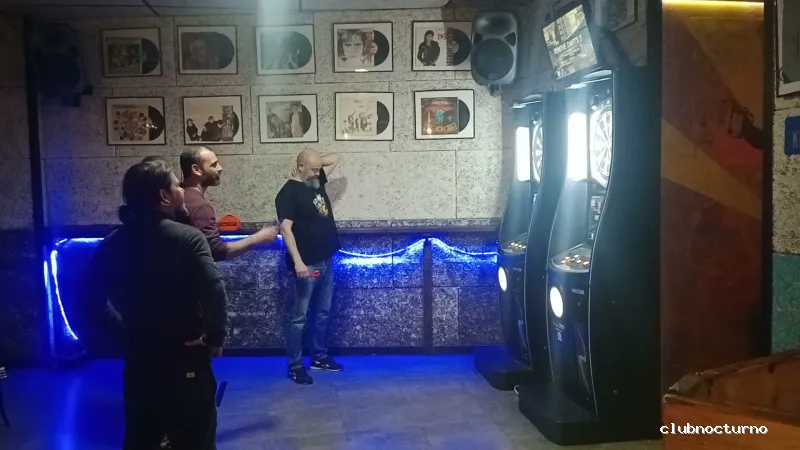 Es Vinil Cafe - Lounge