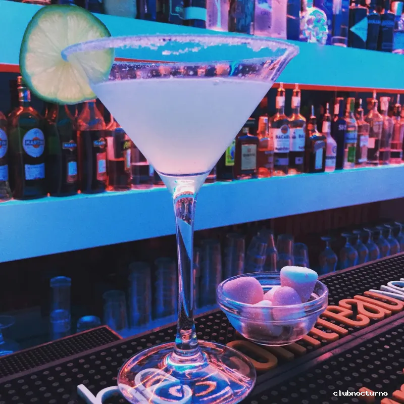 ROA LOUNGE MUSIC & DREAMS