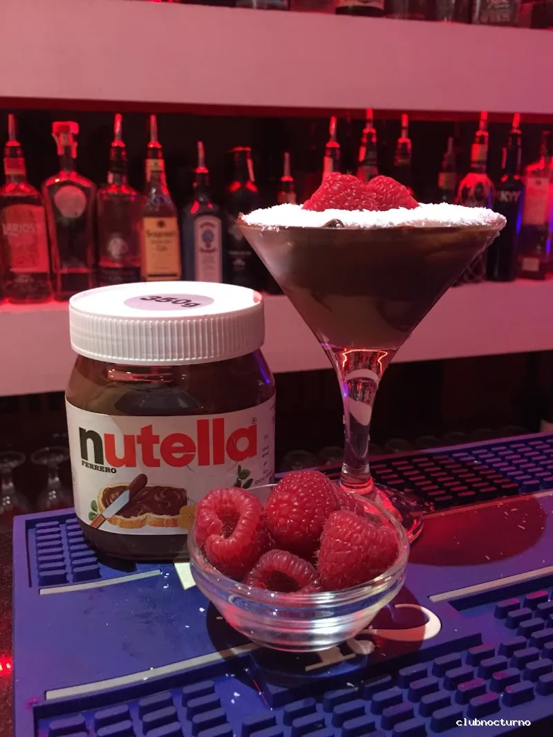 ROA LOUNGE MUSIC & DREAMS