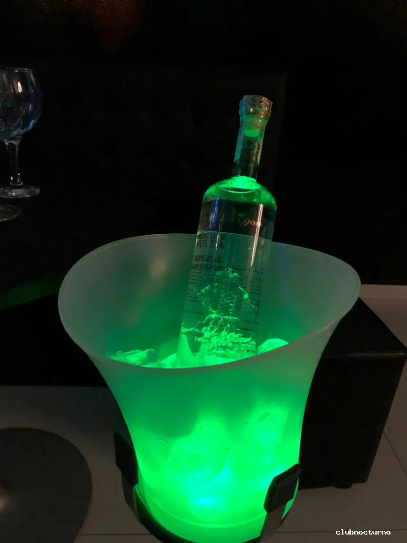 ROA LOUNGE MUSIC & DREAMS