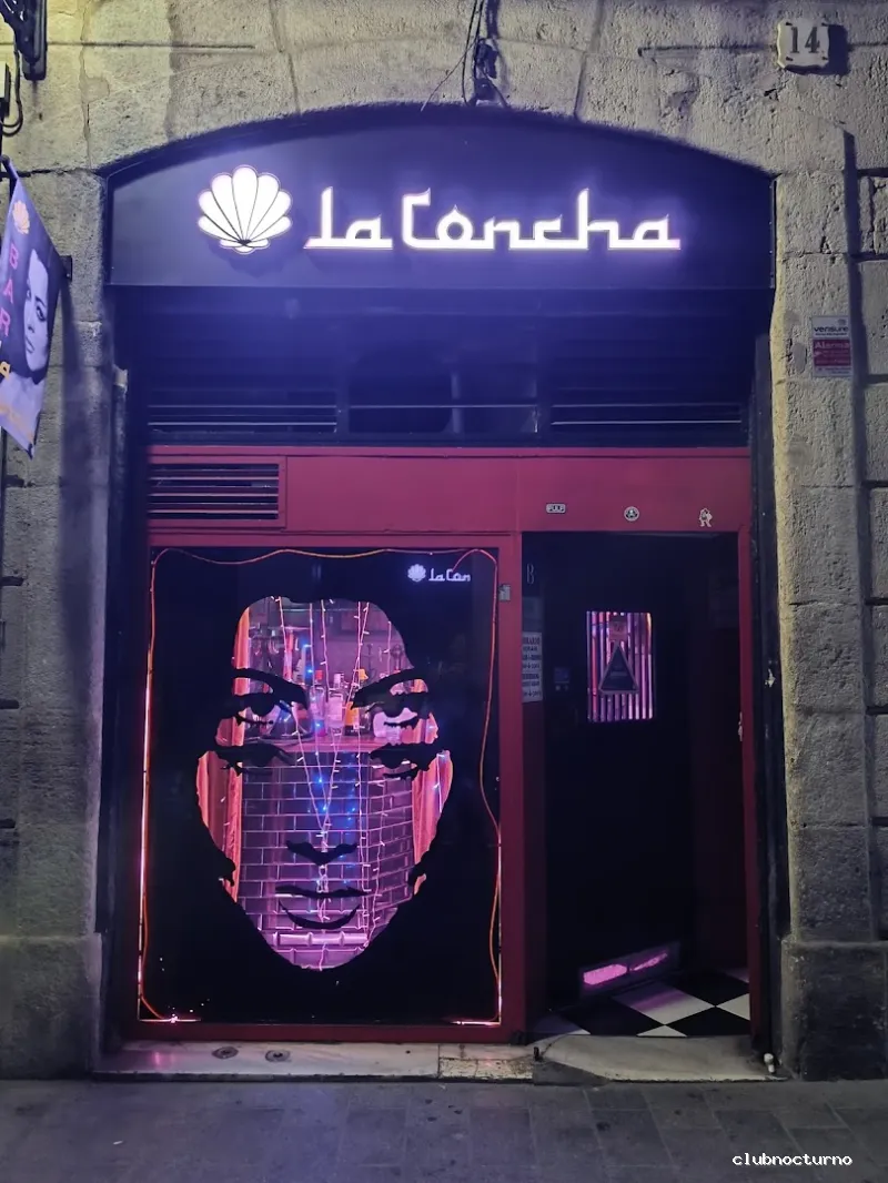 La Concha Shisha & Cocktail Lounge Bar