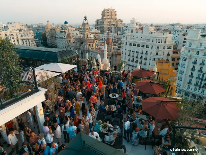 Atenea Sky ✢ Rooftop