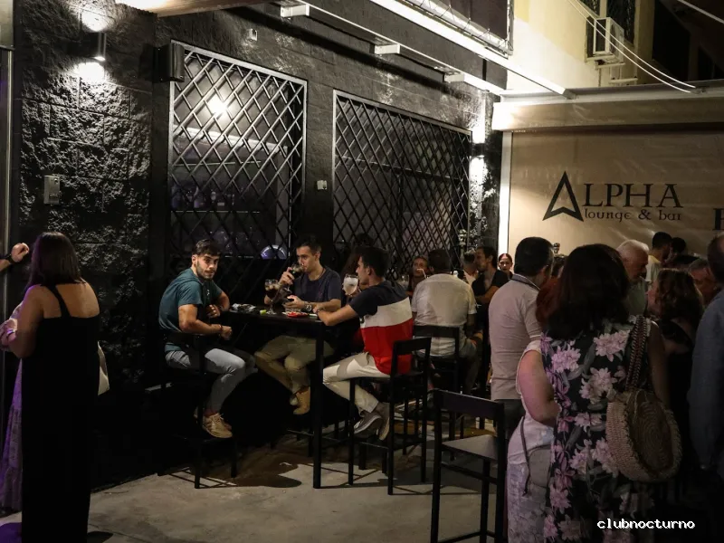 Alpha Lounge Bar
