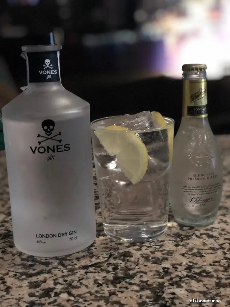 Toktumi Bar de Copas