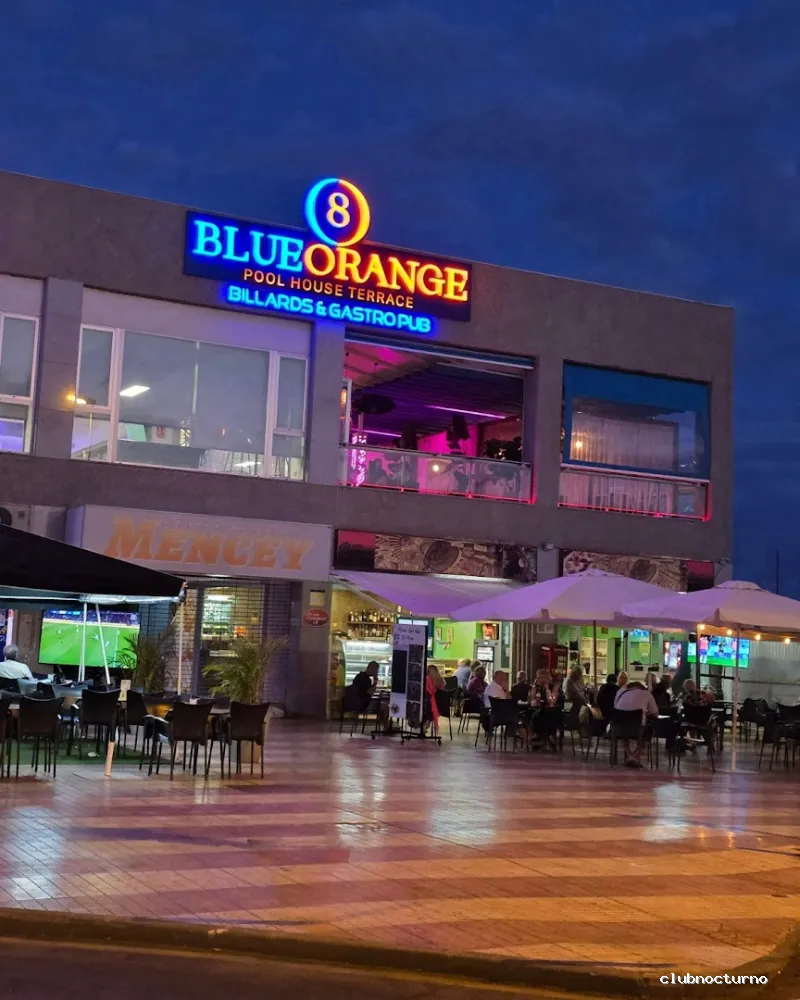 Blue Orange Lounge / Pool House Terrace