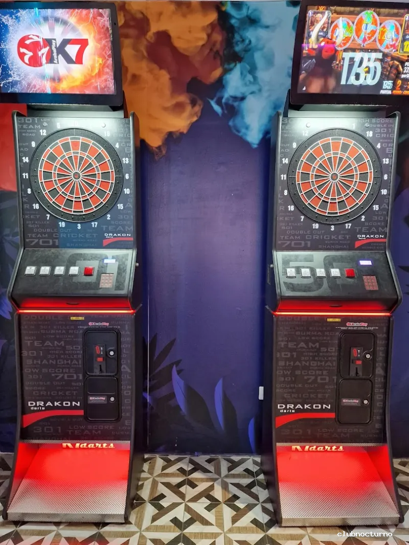 Blue Orange Lounge / Pool House Terrace