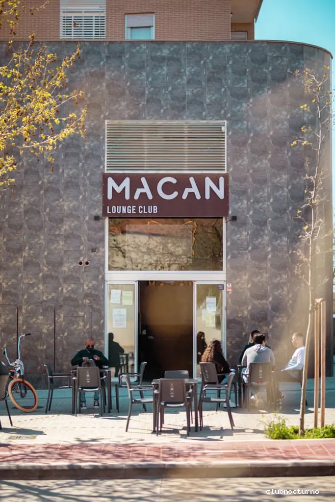MACAN LOUNGE BAR