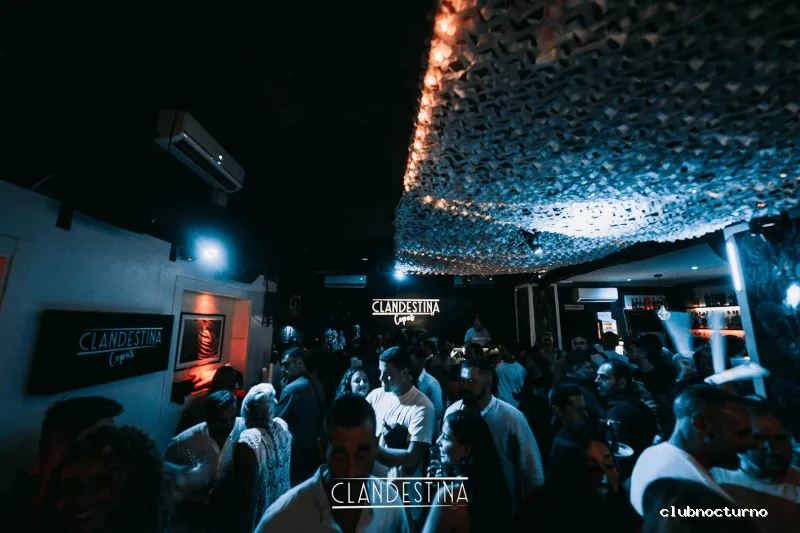 Clandestina