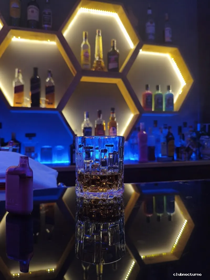 Paradís Shisha Lounge