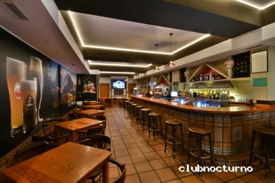 Café, Pub "La Luna"