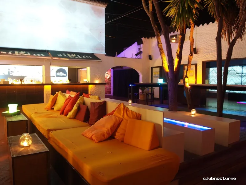 Restaurante SíKim Empuriabrava | Pub & Disco