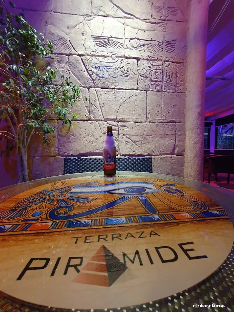 Pub La Pirámide