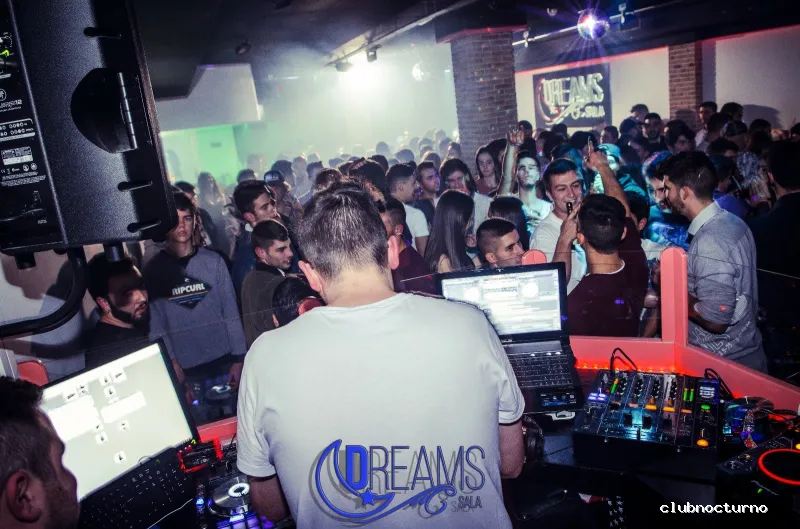 Sala Dreams Bueu
