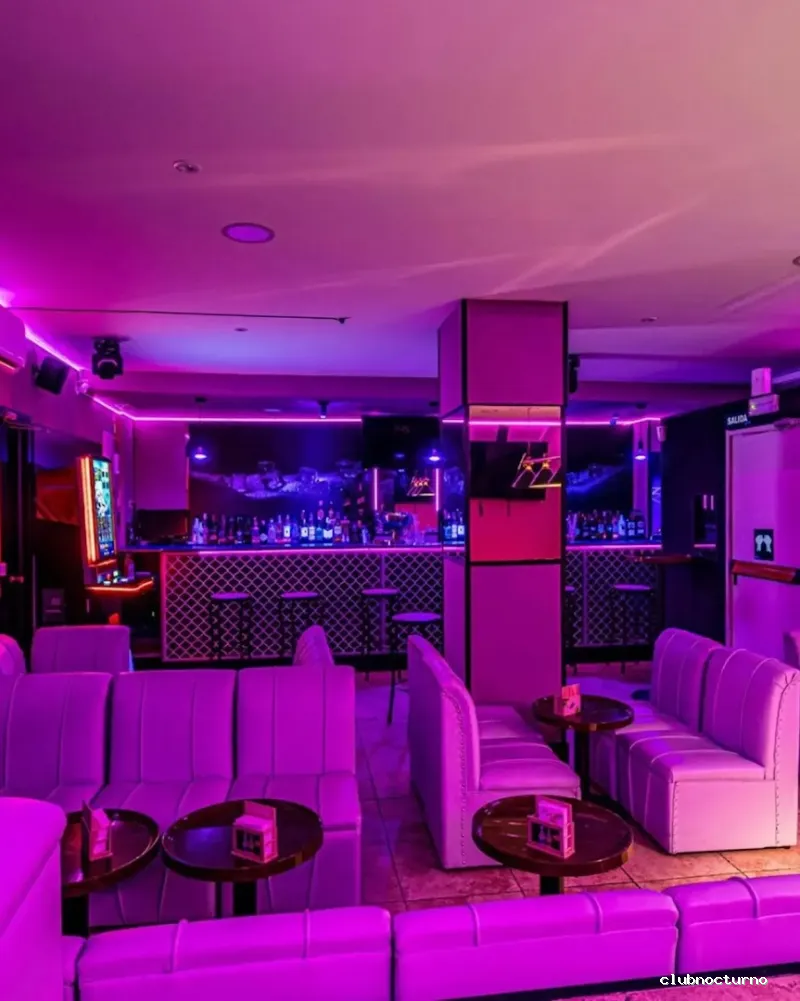 Discoteca Latina TREBOL