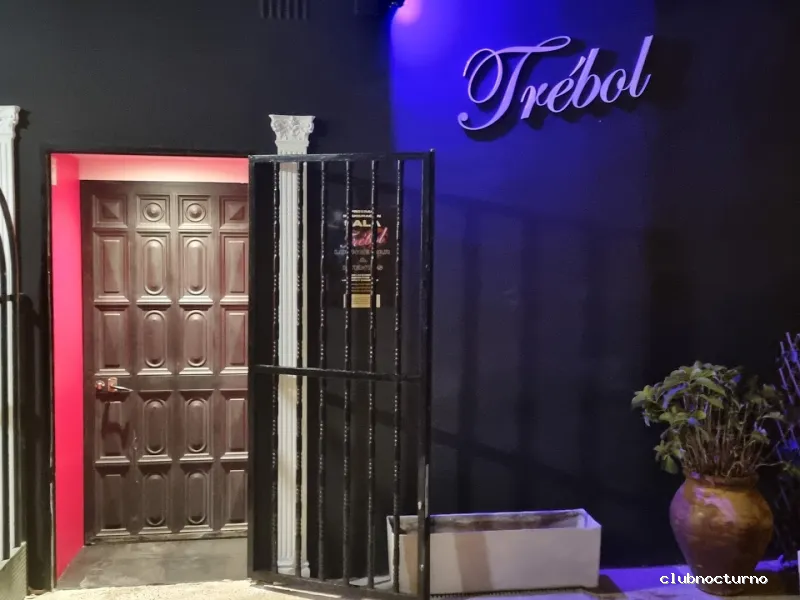 Discoteca Latina TREBOL