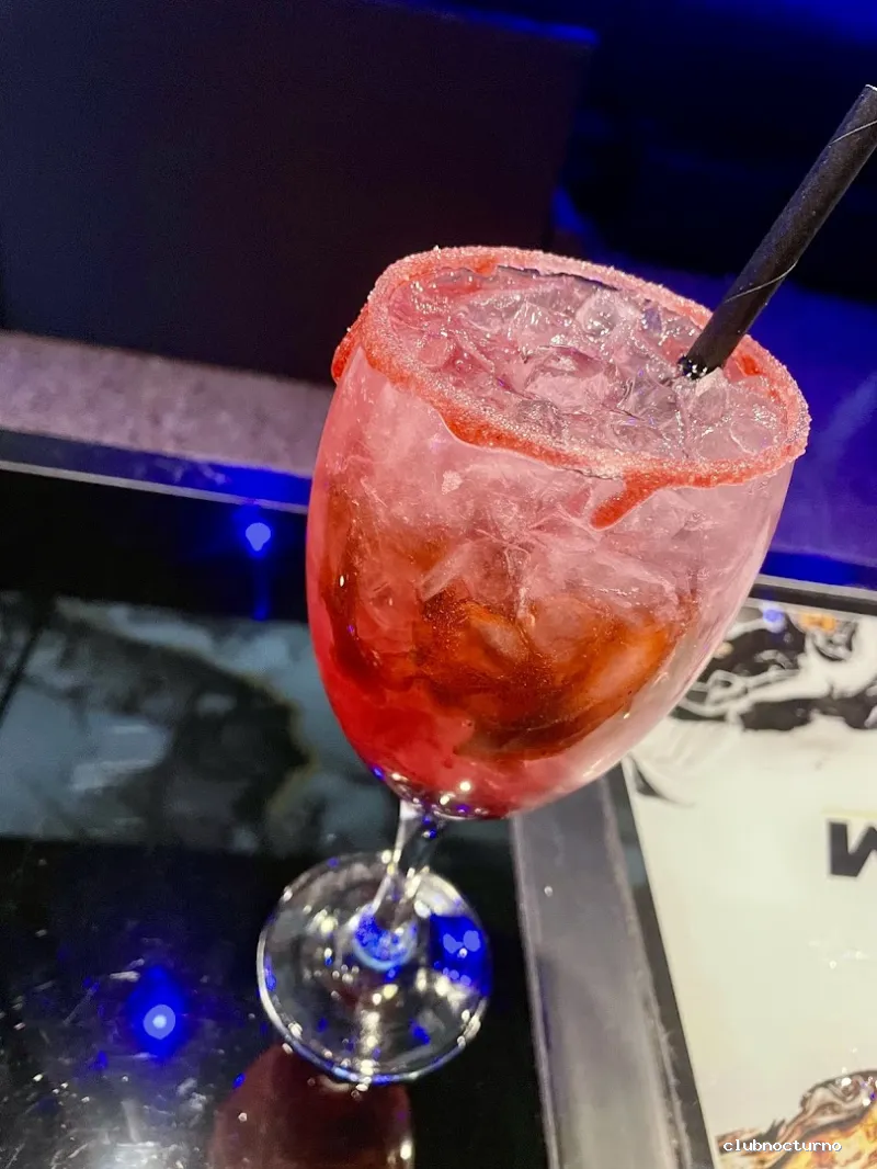 TomTom Cocktail & Shisha Lounge