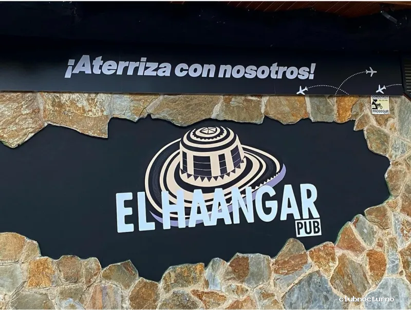 EL HAANGAR