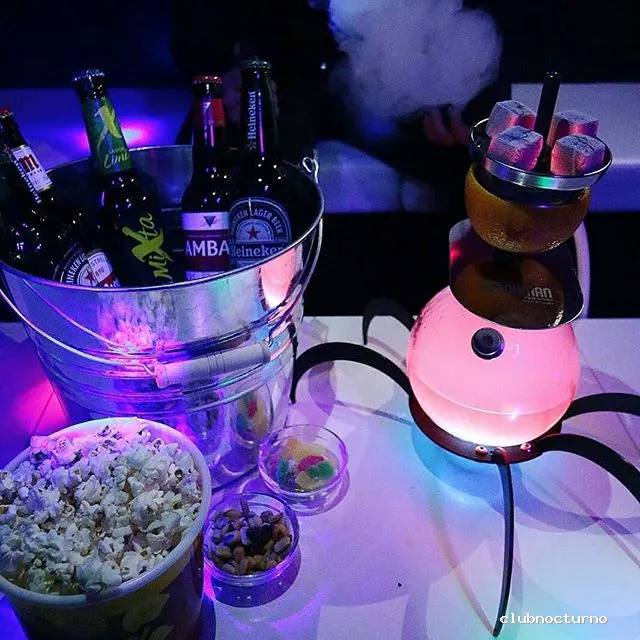 Pura vida scape club