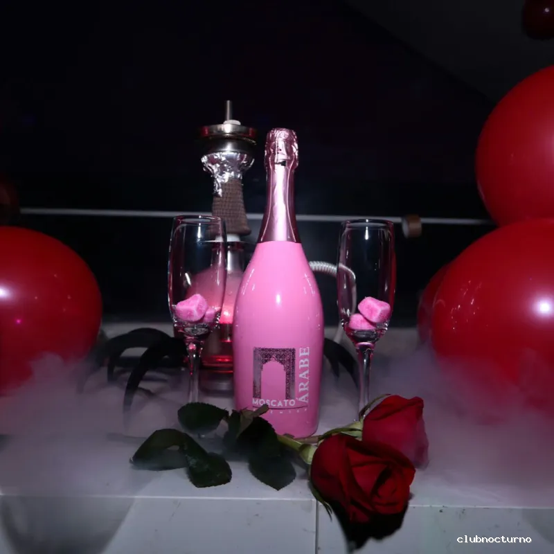 Pura vida scape club