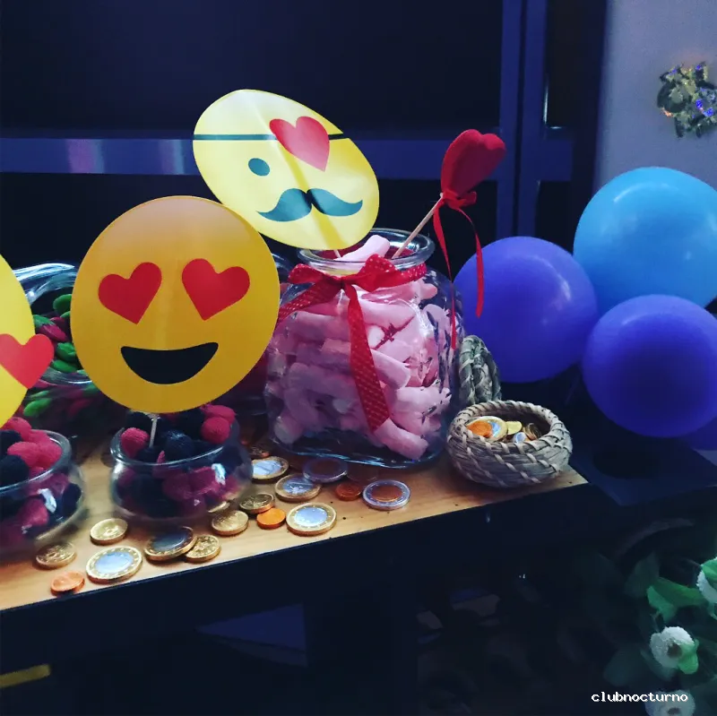 Pura vida scape club