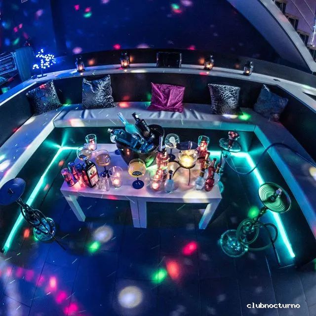 Pura vida scape club