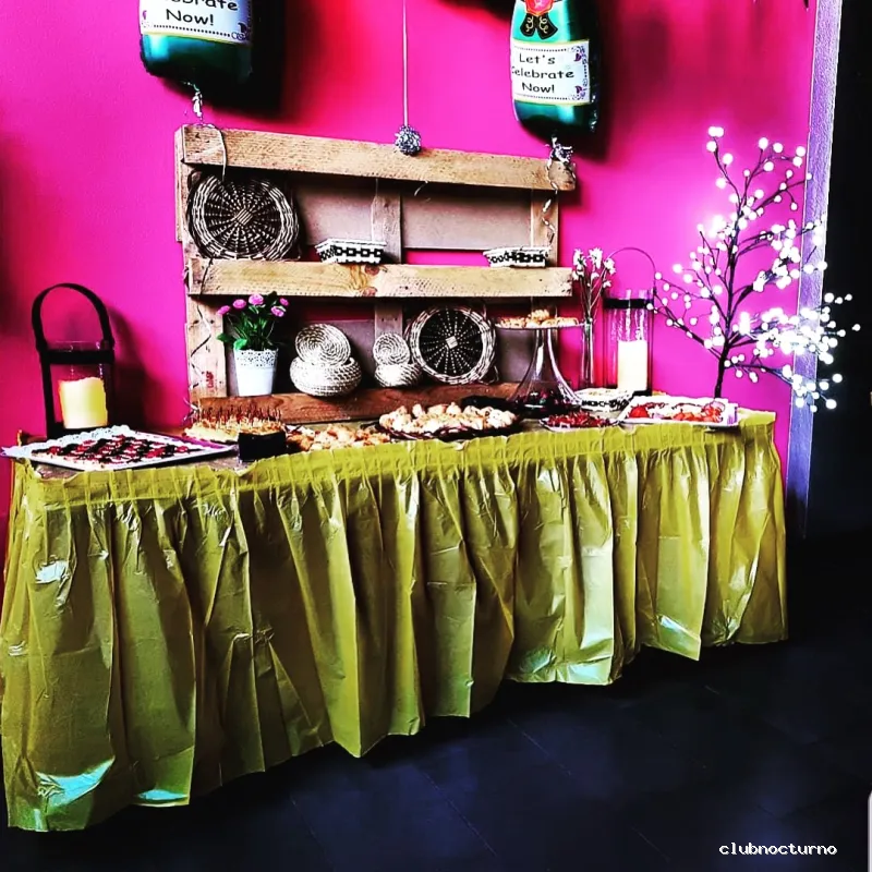 Pura vida scape club