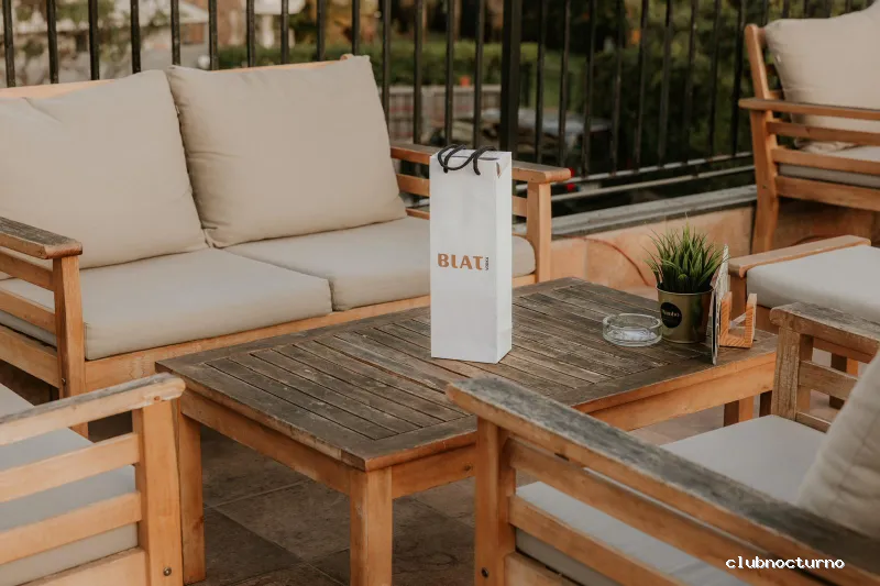 Mambo Lounge Bar Cocktails & Shisha