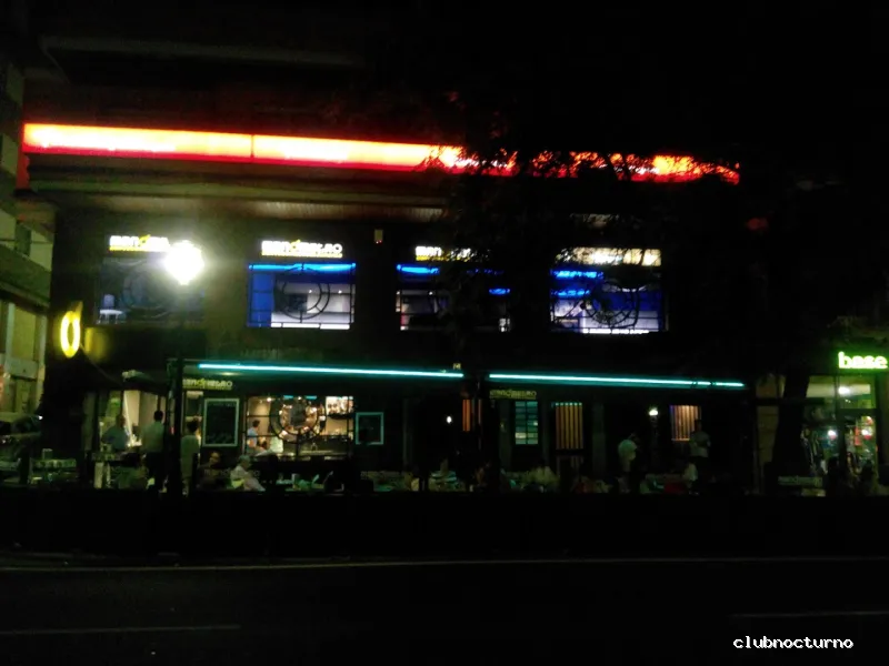 Belmont Lounge Bar - Cáceres