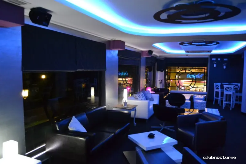 Belmont Lounge Bar - Cáceres