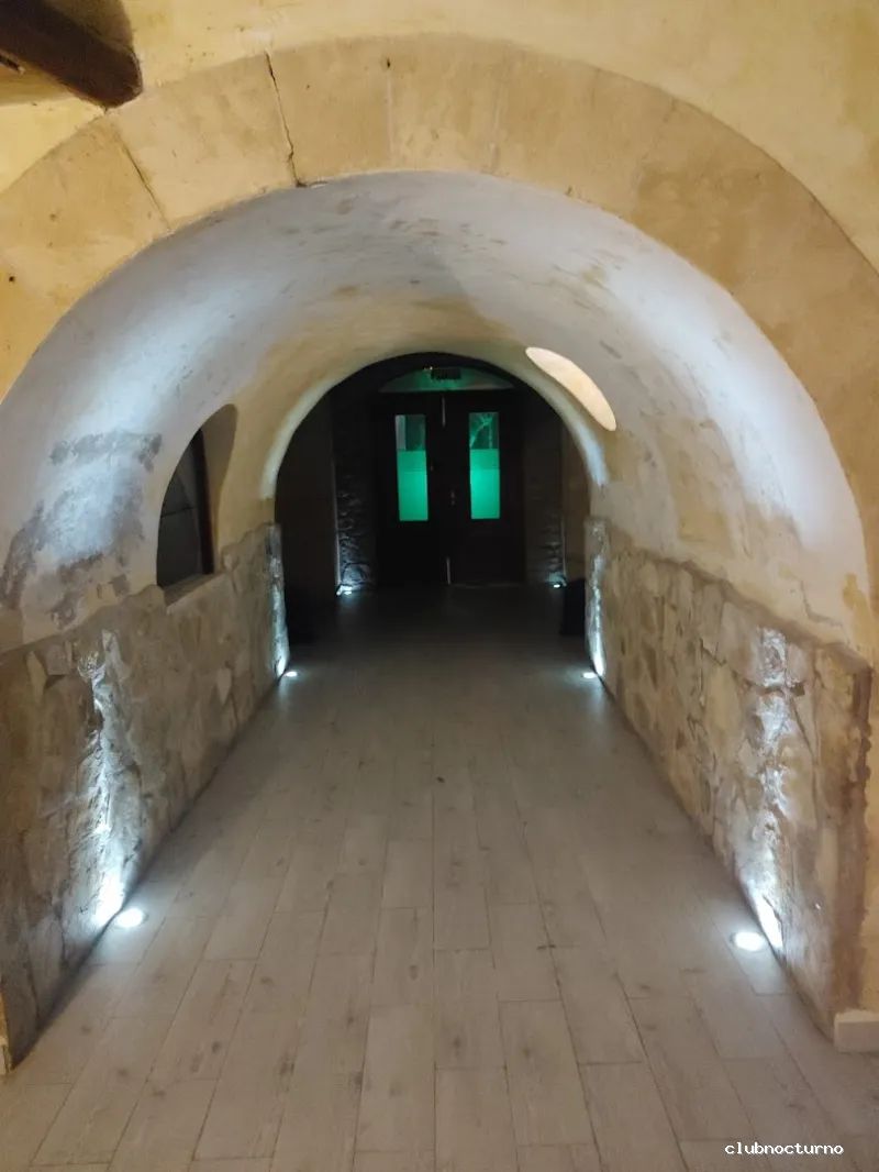 NIGHT CLUB EL MOLINO