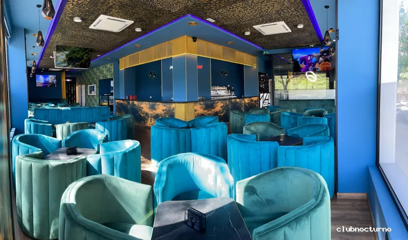 Lounge Famous Shishas