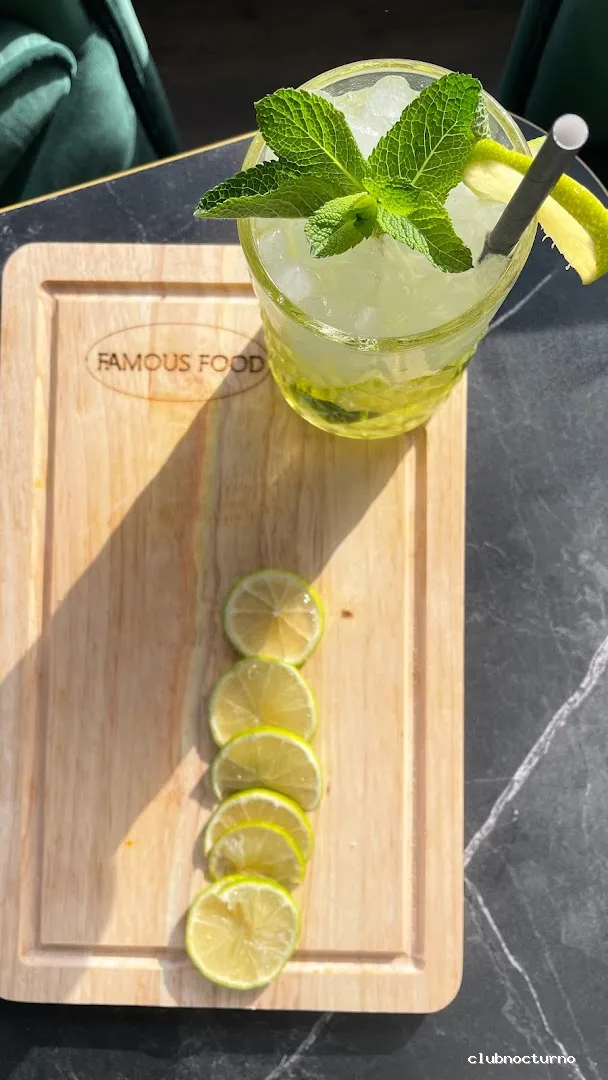 Lounge Famous Shishas