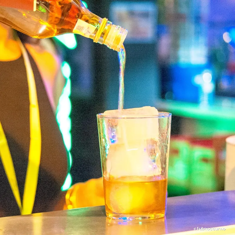 Hoyo10 Cafe Bar Copas