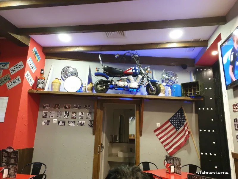 Woodstock Bar - Cádiz