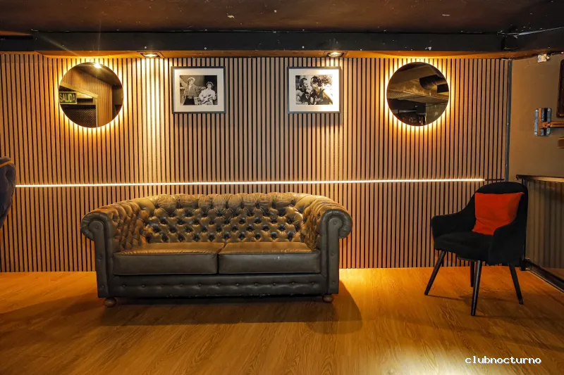 Tony Pikes Music Club