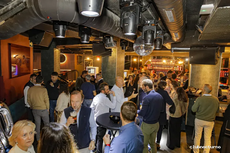 Tony Pikes Music Club