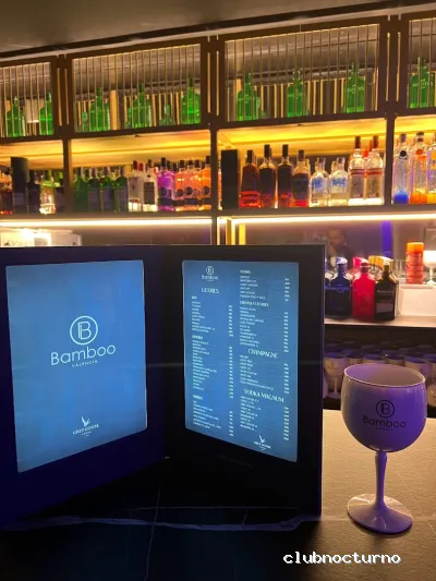 Bamboo valencia pub