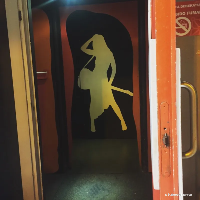 Woodstock Pamplona Bar